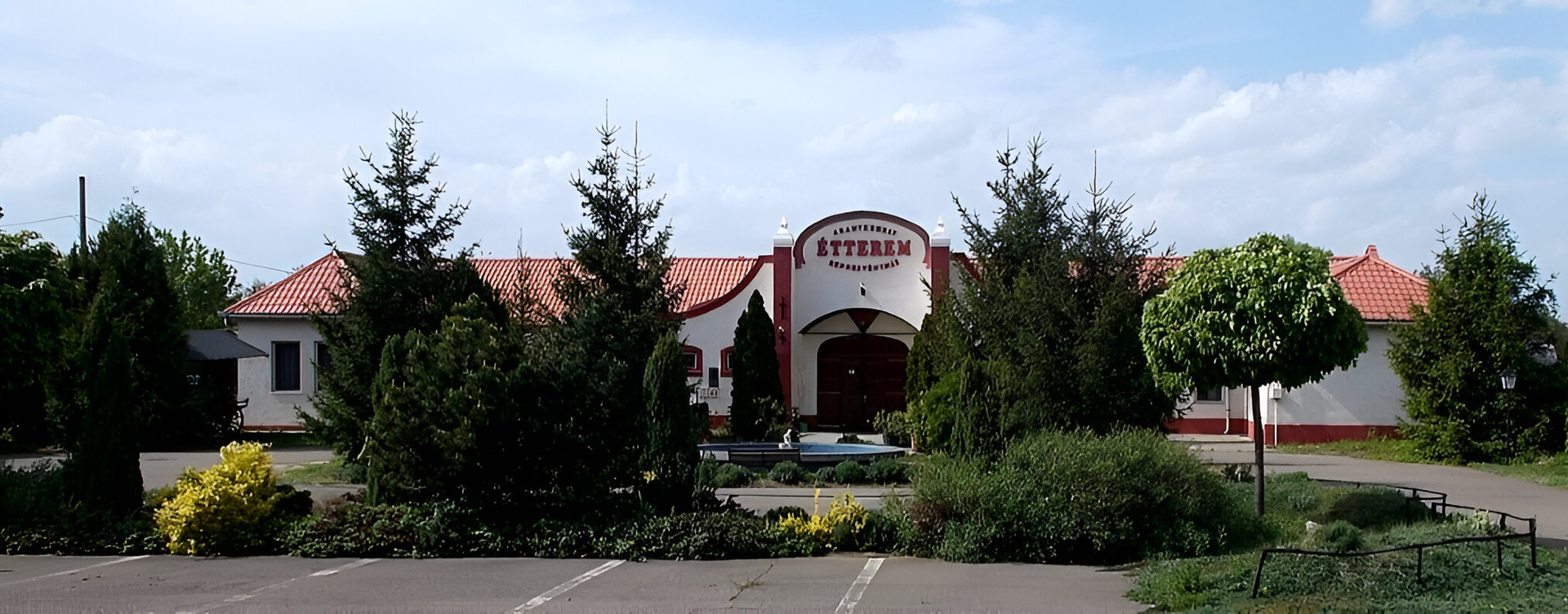 Aranykehely Rendezvényház